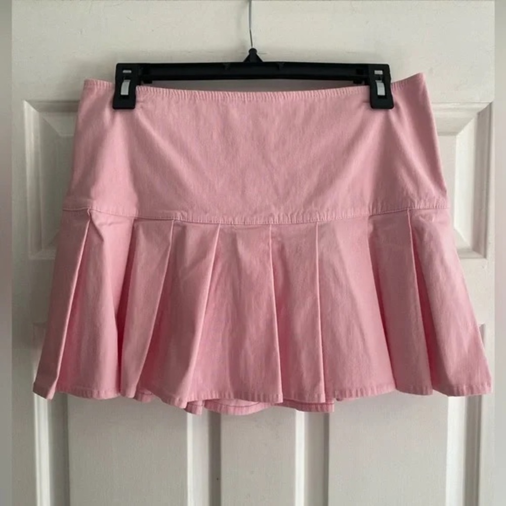 Pink Pleated Women's Skirt